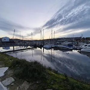 marina-house-whitby.yorkshirehotels.net/