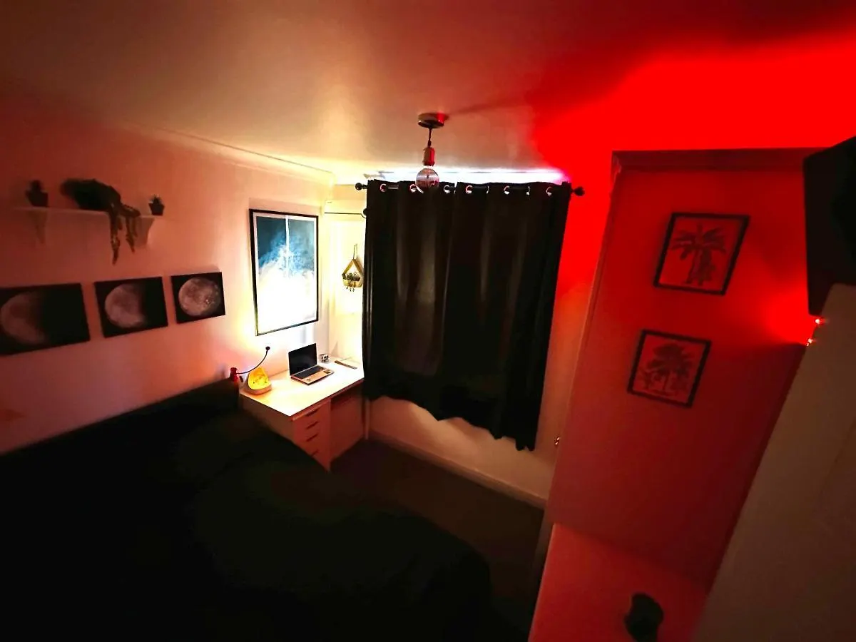 Custom House, 1 Room, Dublin 1 0*,