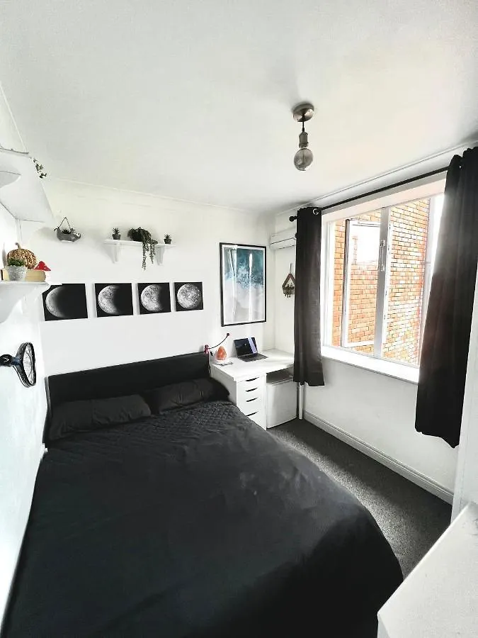 Homestay Custom House, 1 Room, Dublin 1